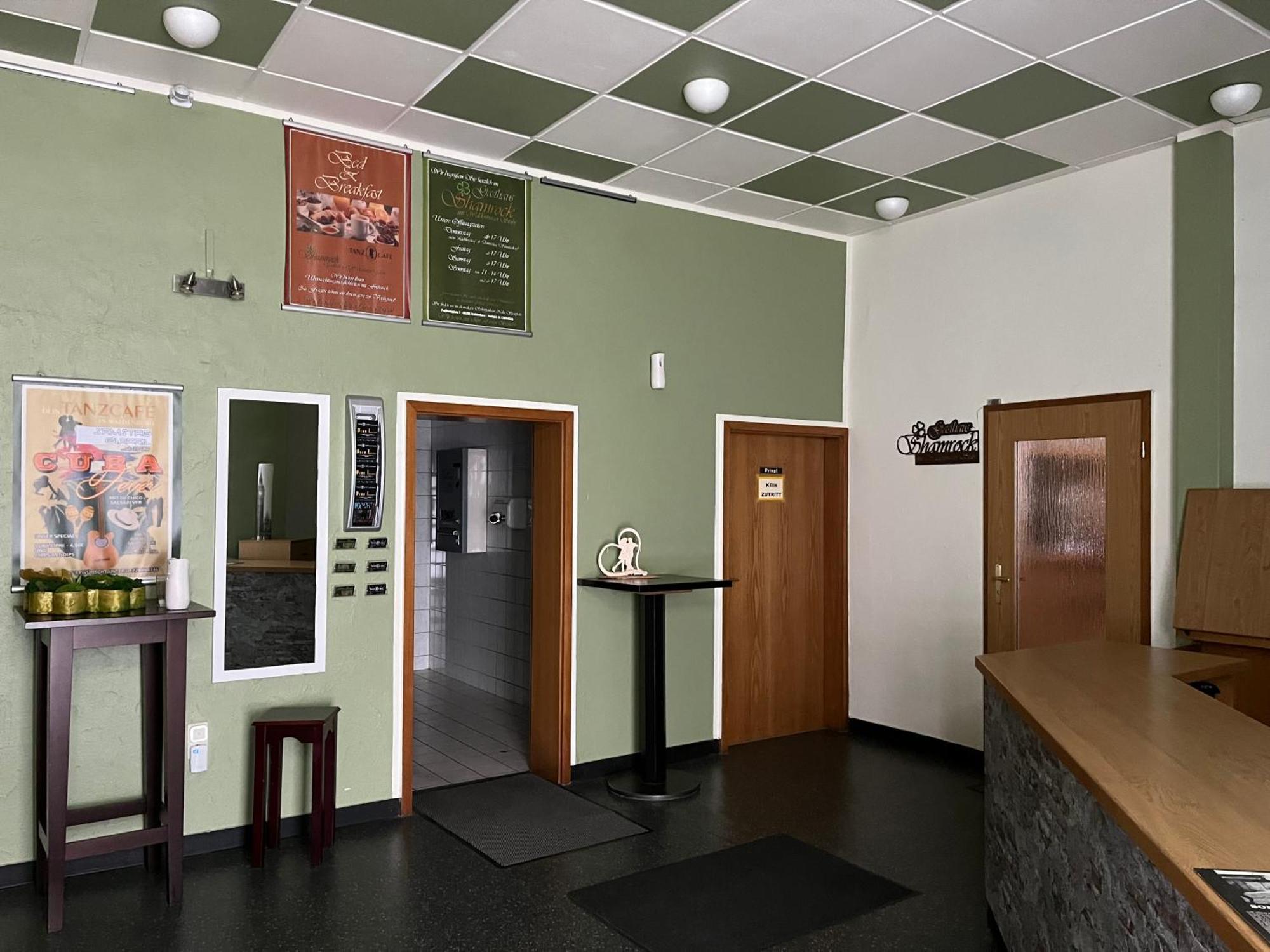 Pension Gasthaus Schuetzenhaus Waldenburg  Zewnętrze zdjęcie